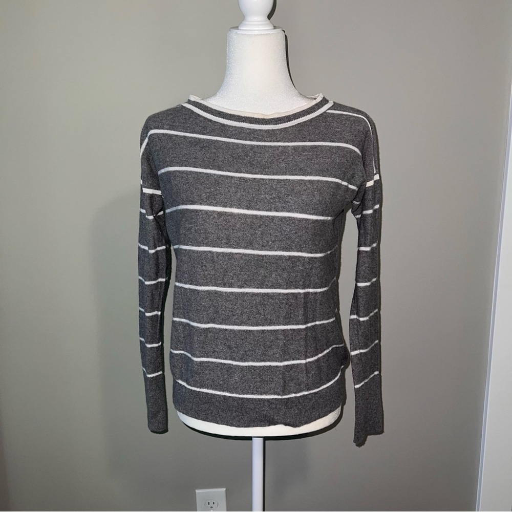 Banana Republic Gray and white Striped Sweater